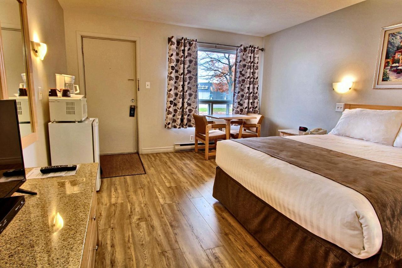 Hotel-Motel La Difference Sainte-Marie Exterior photo
