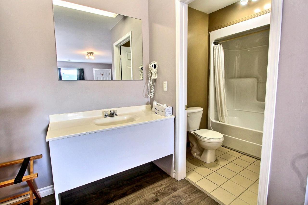 Hotel-Motel La Difference Sainte-Marie Exterior photo