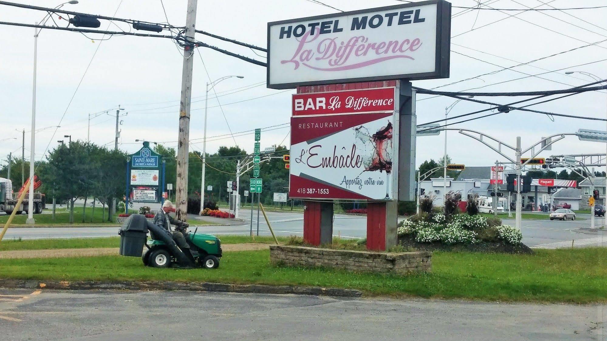 Hotel-Motel La Difference Sainte-Marie Exterior photo