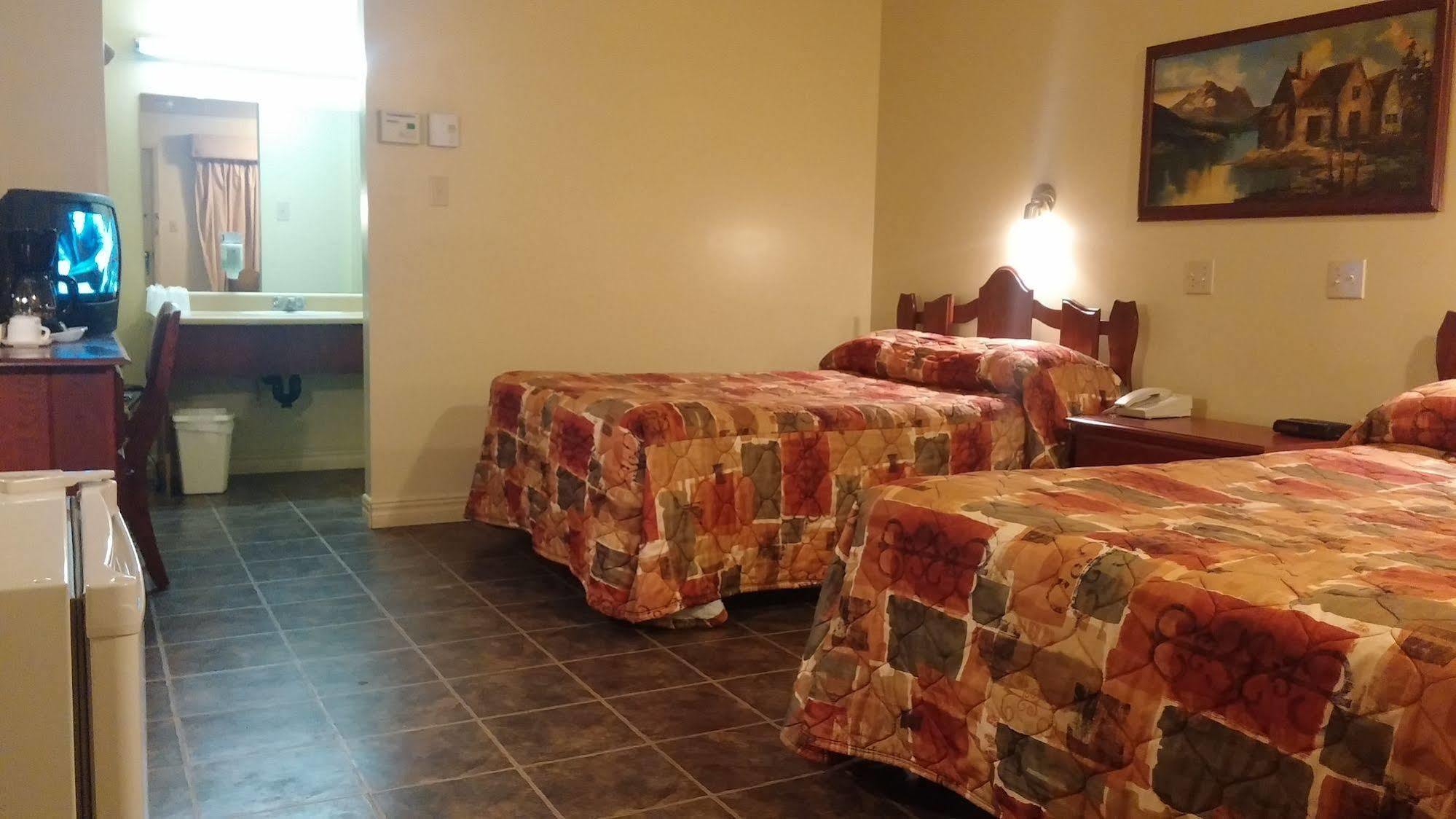 Hotel-Motel La Difference Sainte-Marie Exterior photo